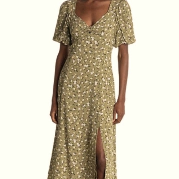 ASTR Bubble Sleeve Sweetheart Slit Maxi Dr…